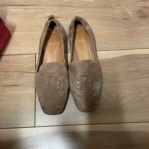 Suede leather loafers